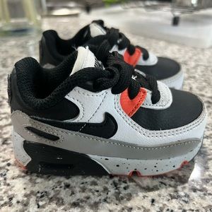 Toddler sneakers